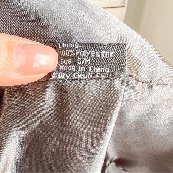 Black Saks Fifth Avenue Black rabbit fur vest - Picture 7 of 7